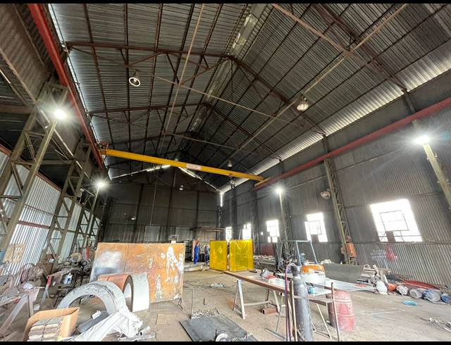 2,400M² WORKSHOP FOR SALE IN STRUBENVALE